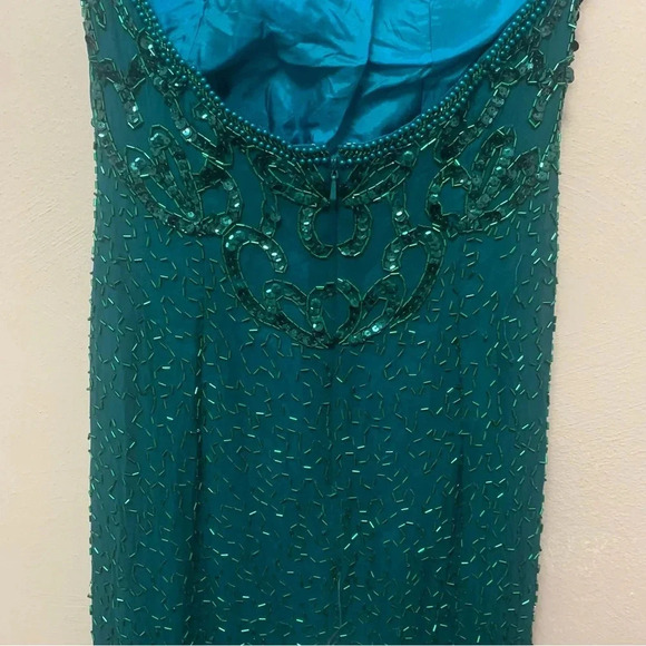 Cache Vintage Silk Beaded Gown - Picture 7 of 13